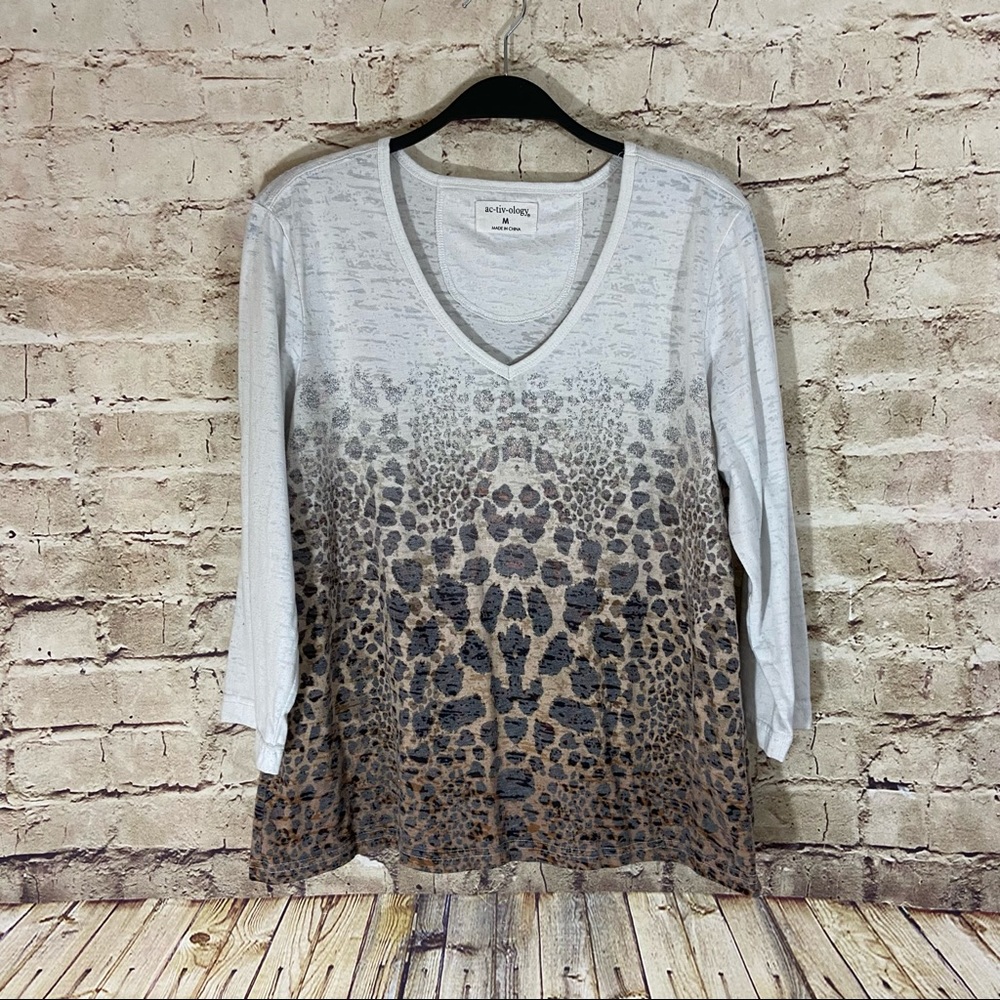 Ac-tiv-ology leopard burn out v-neck shirt size medium